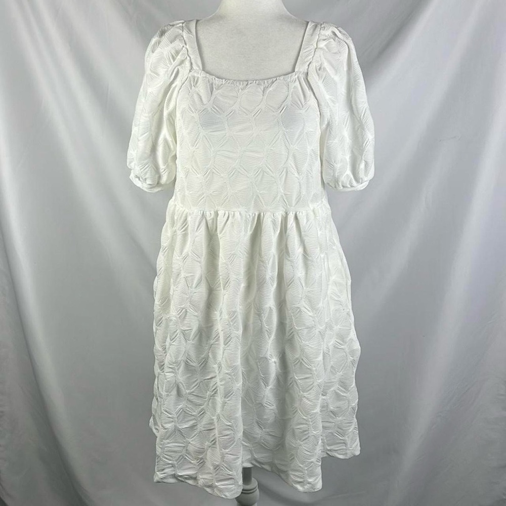 Hayden Los Angeles White Textured Babydoll Dress with Pockets - Womens
